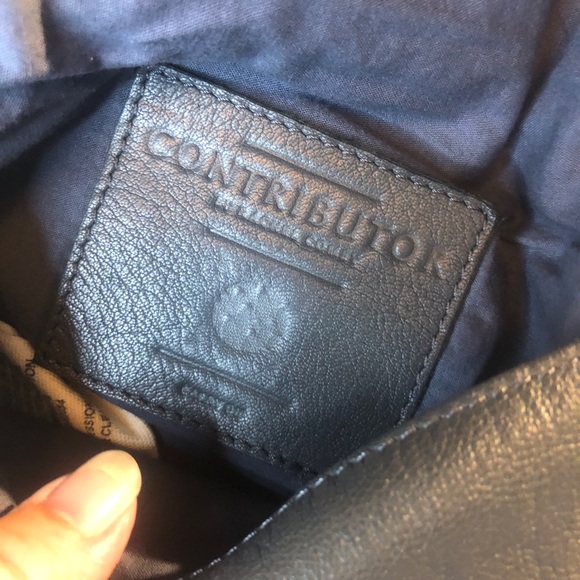 Contributor dark grey leather shoulder bag with Saddle Flap - Picture 8 of 11